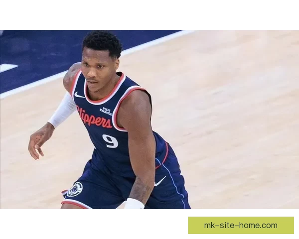 快船大胜猛龙横扫对手小卡砍27分马瑟林加兰合力高分